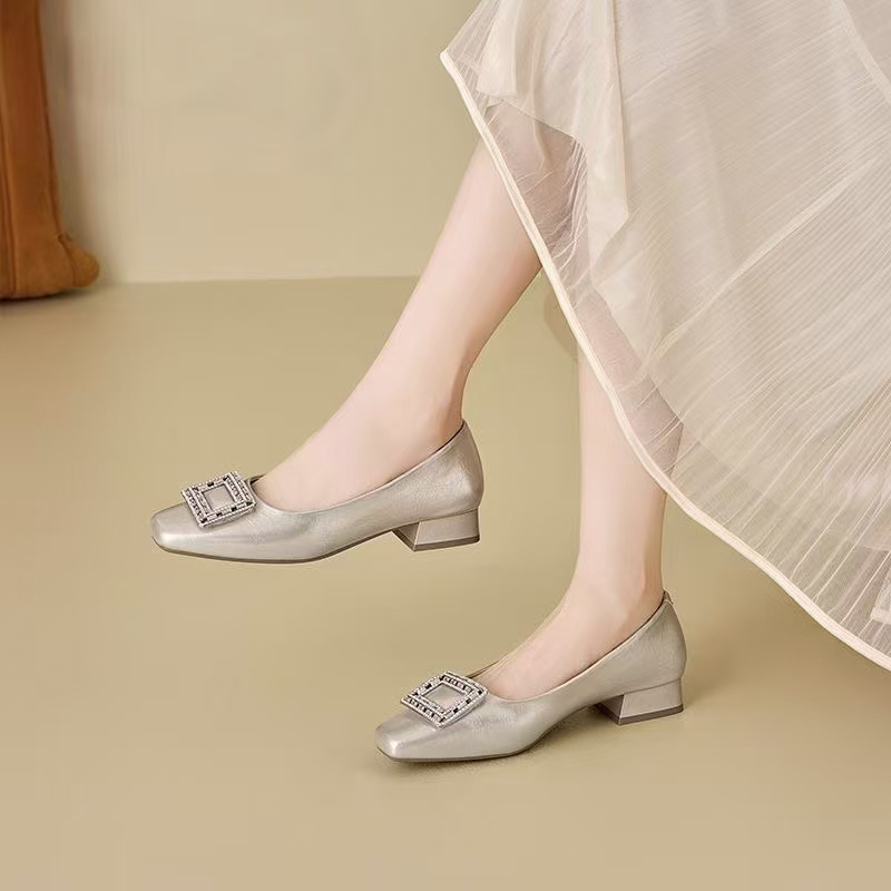 7791新款夏季法式水钻方扣浅口单鞋2025爆款女平底舒适百搭玛丽珍