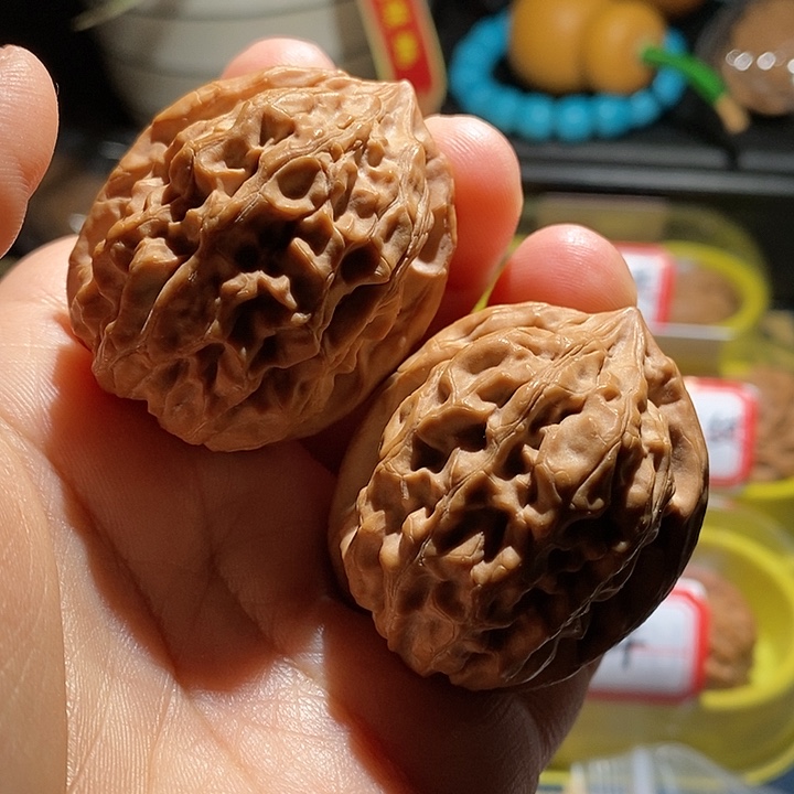 【闪购商品】吊坠文玩核桃核欢