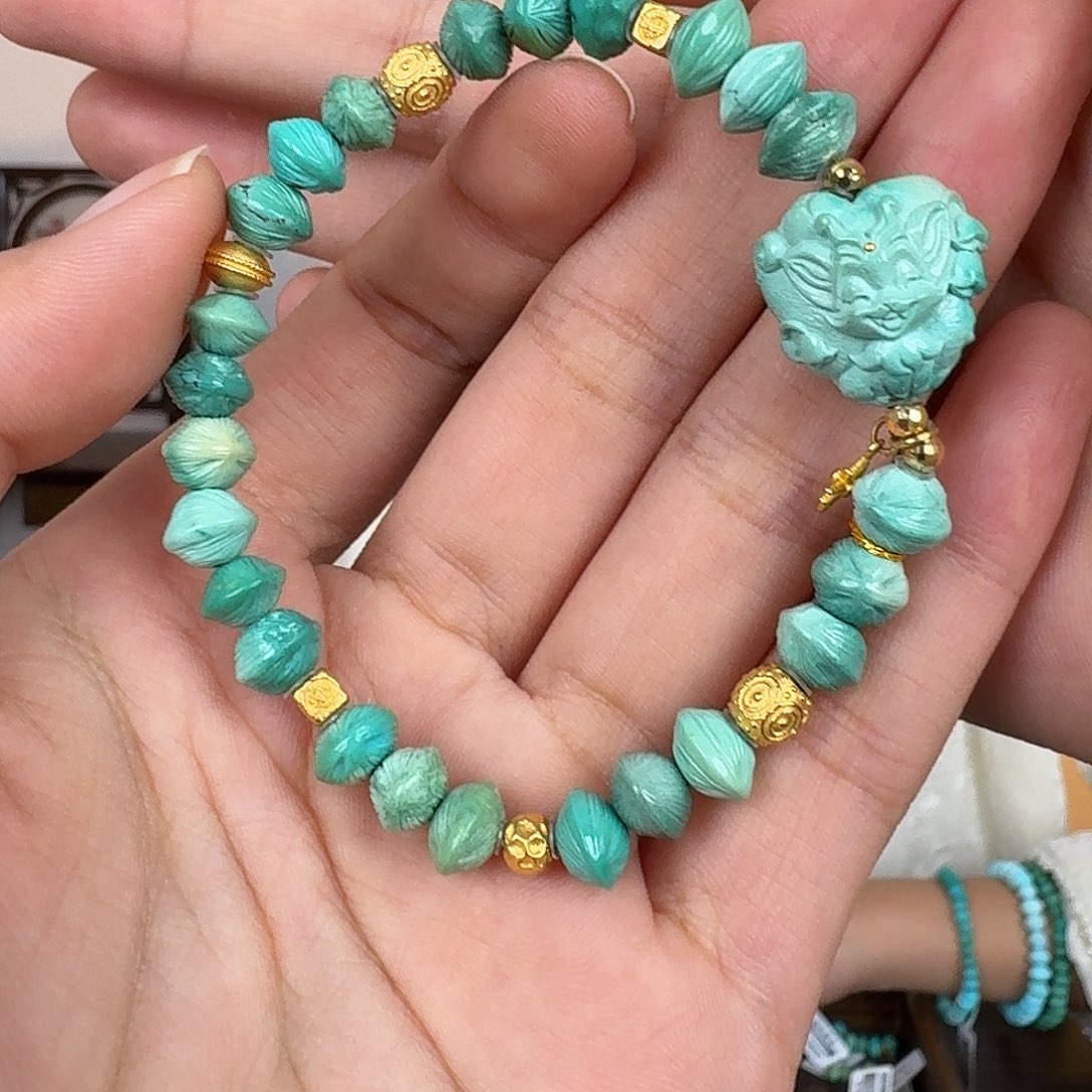 绿松石18K金镶嵌珠宝奇石