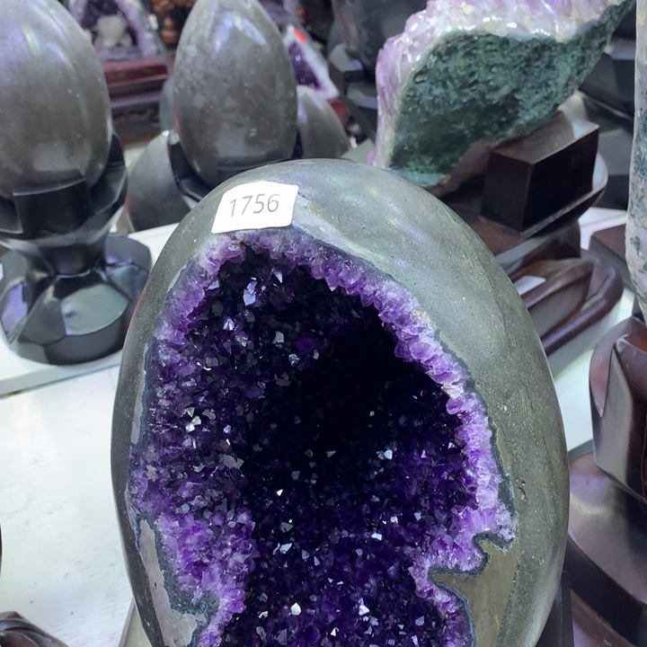 紫晶1未镶嵌茹*1756紫水晶