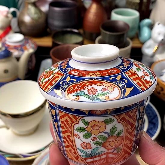    中古物品默认微瑕，谨慎参拍，满18包邮！