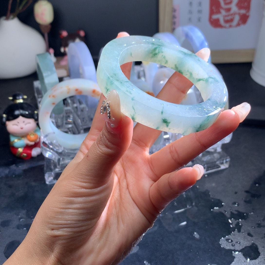 定制翡翠手镯未镶嵌