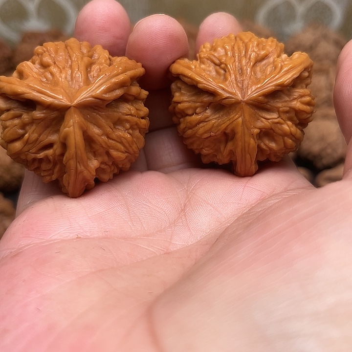 文玩核桃吊坠你们都在