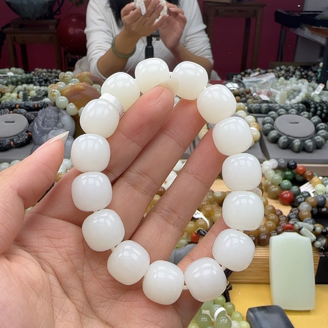 和田玉手链未镶嵌刘*强