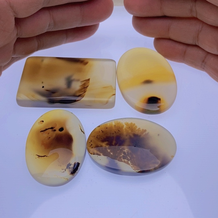 玛瑙/玉髓颈饰未镶嵌丫**?