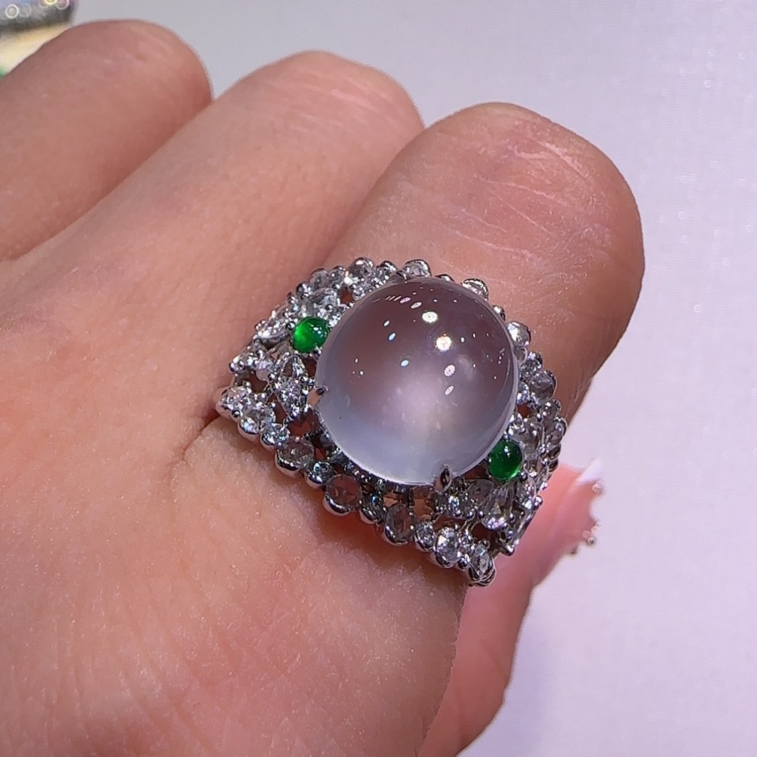 翡翠18K金镶嵌戒指奔*戒指