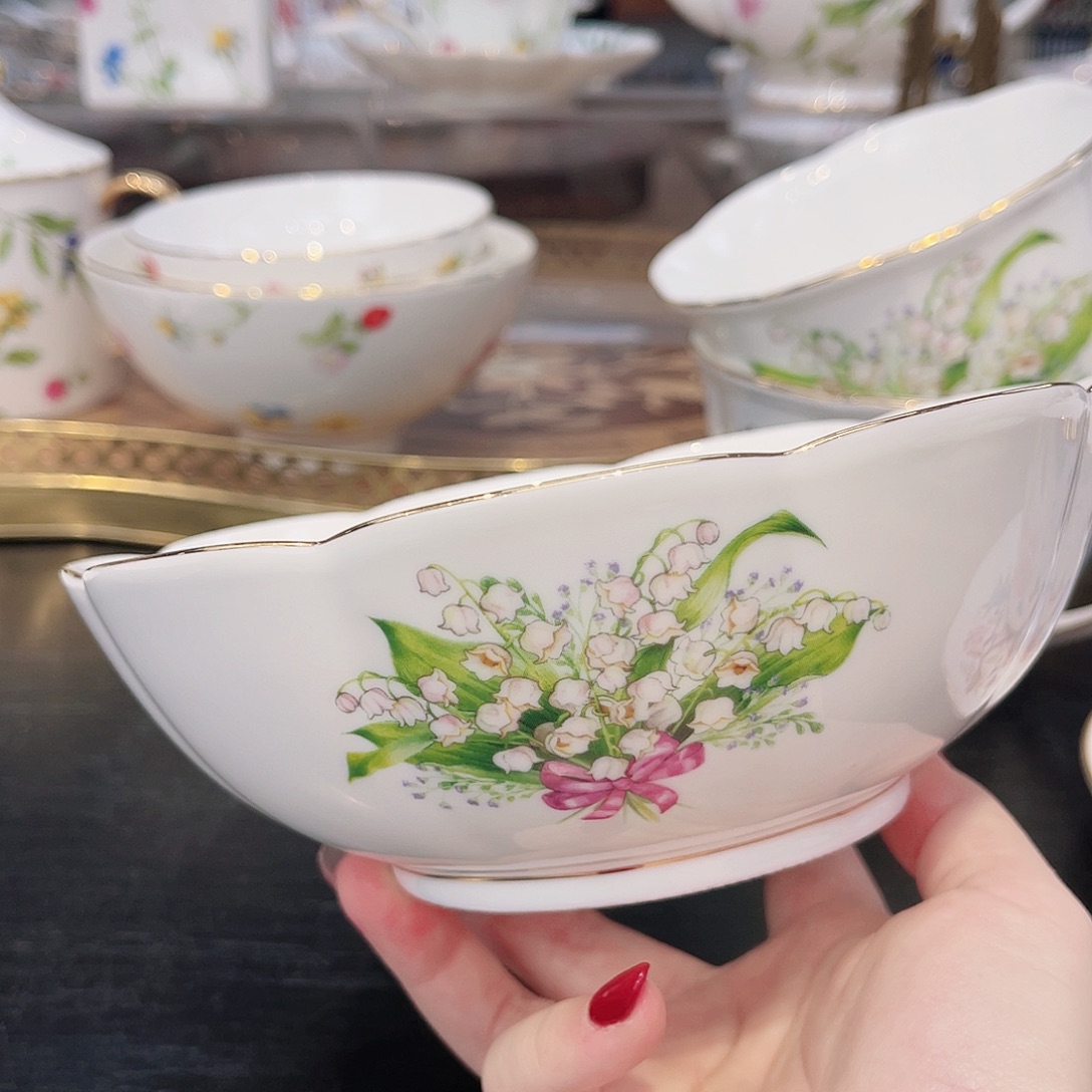 骨瓷碗碗———————————————