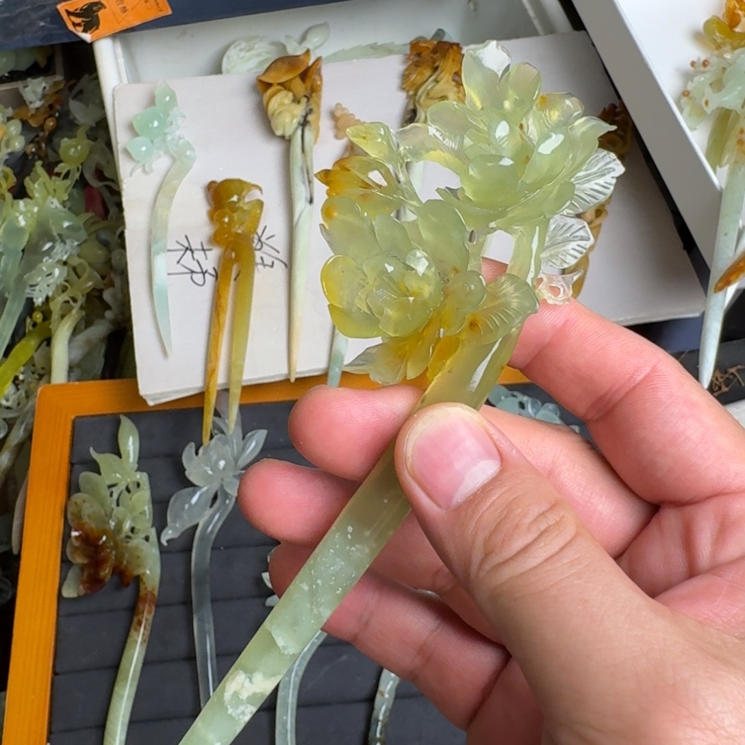 未镶嵌蛇纹石玉发饰