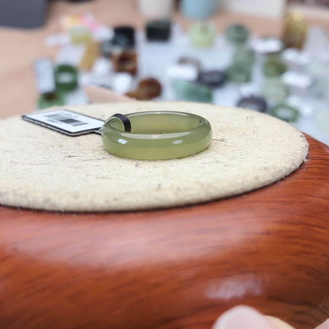 未镶嵌戒指和田玉c157碧玉细条17.1不退换