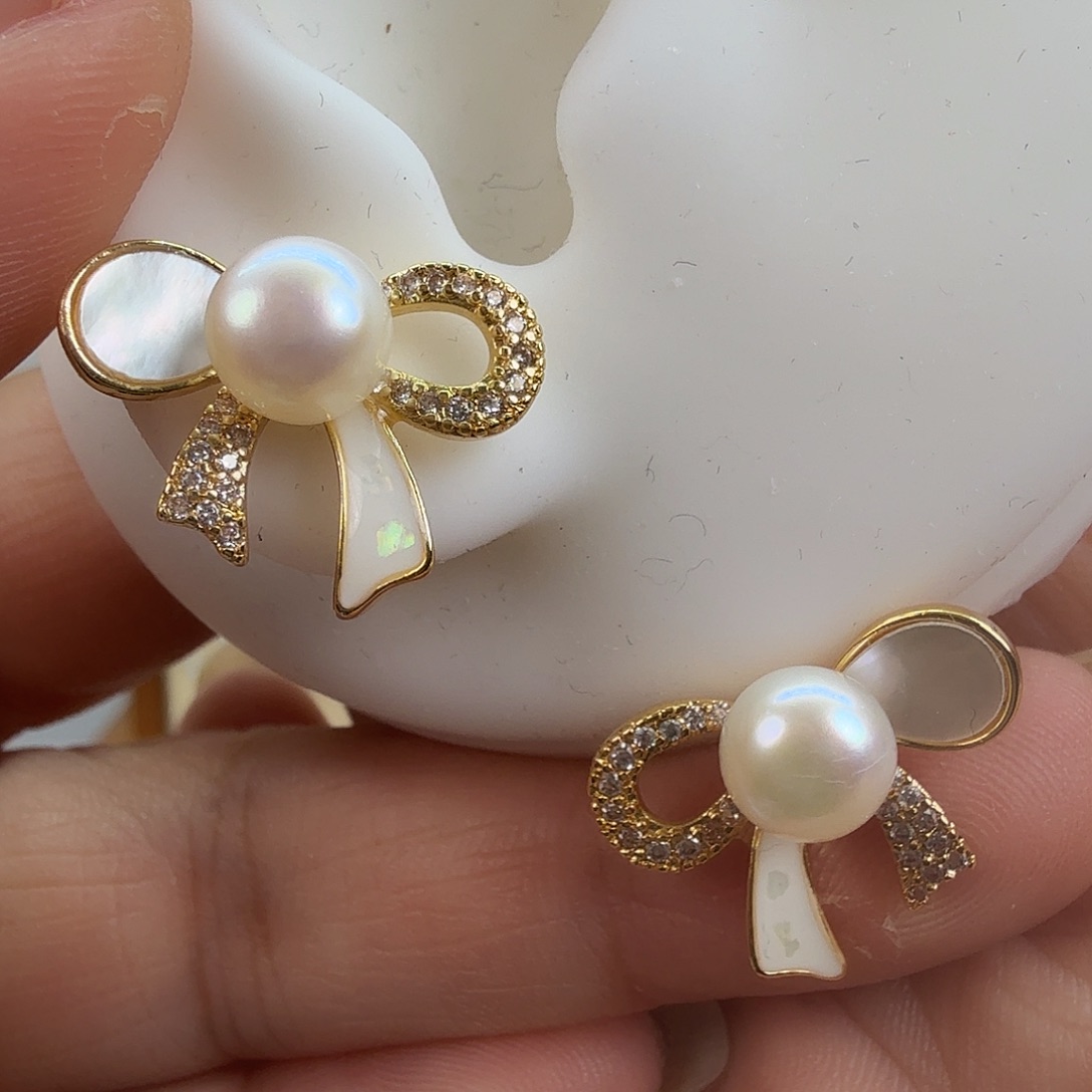 淡水珍珠未镶嵌耳饰