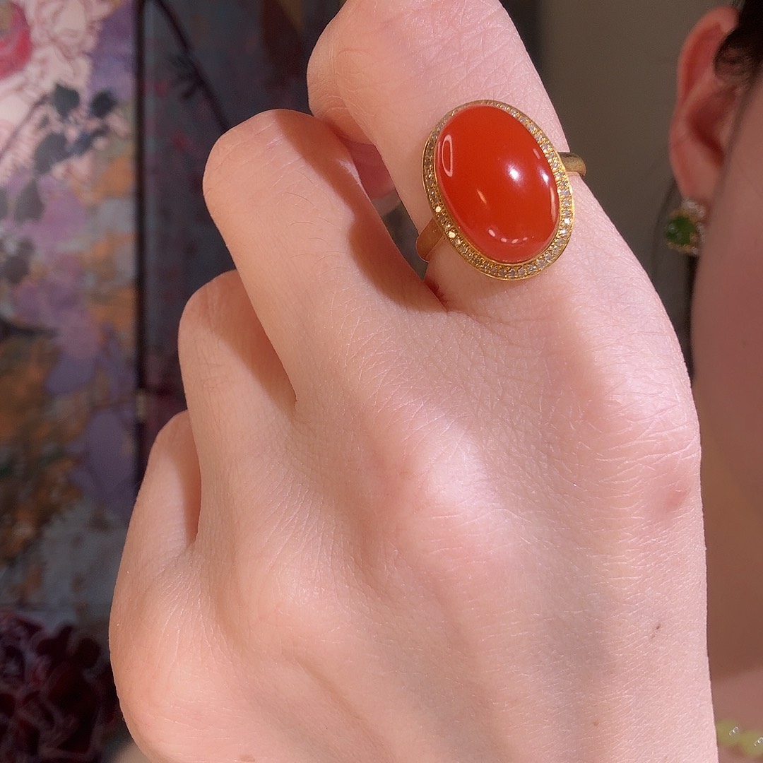 和田玉18K金镶嵌戒指