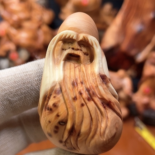 柏木（崖柏）Jjjjhhhhjbjjj