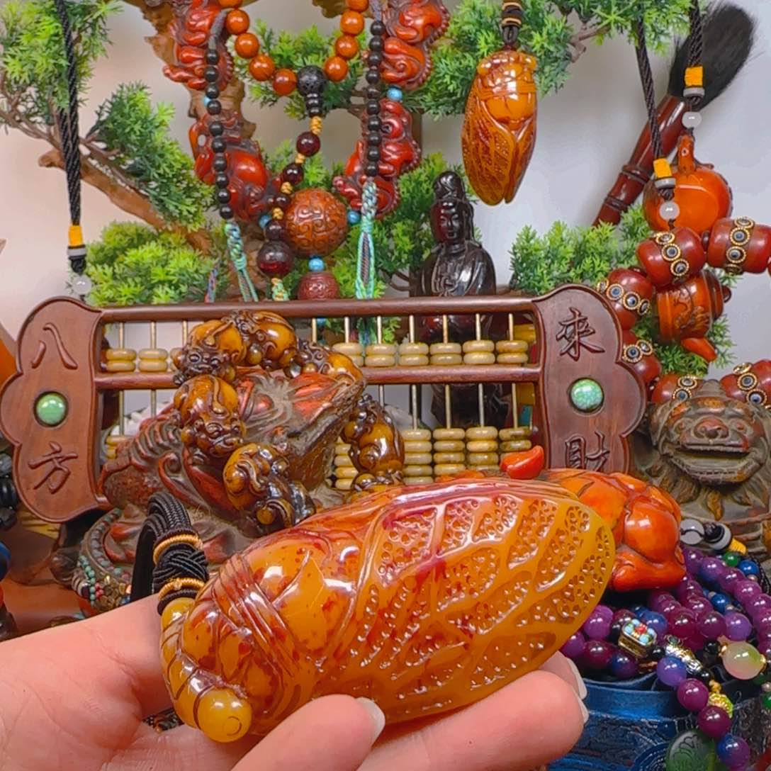 琥珀裸石未镶嵌手把