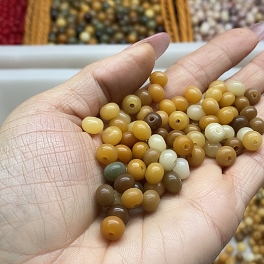 吊坠白玉菩提微瑕5/7风化苹果100卡灯牌宠200