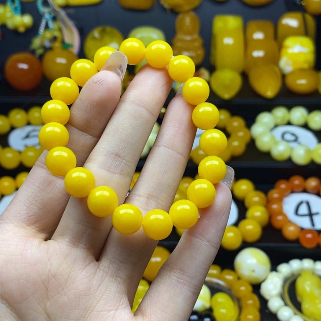 不***姐鸡油黄10手串一条