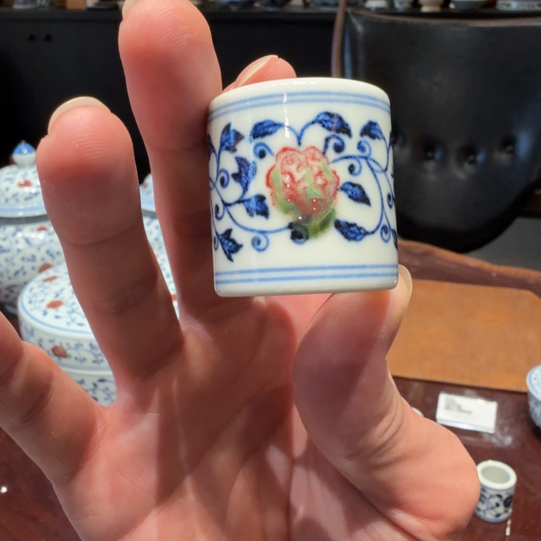 瓷片釉里红扳指盖置