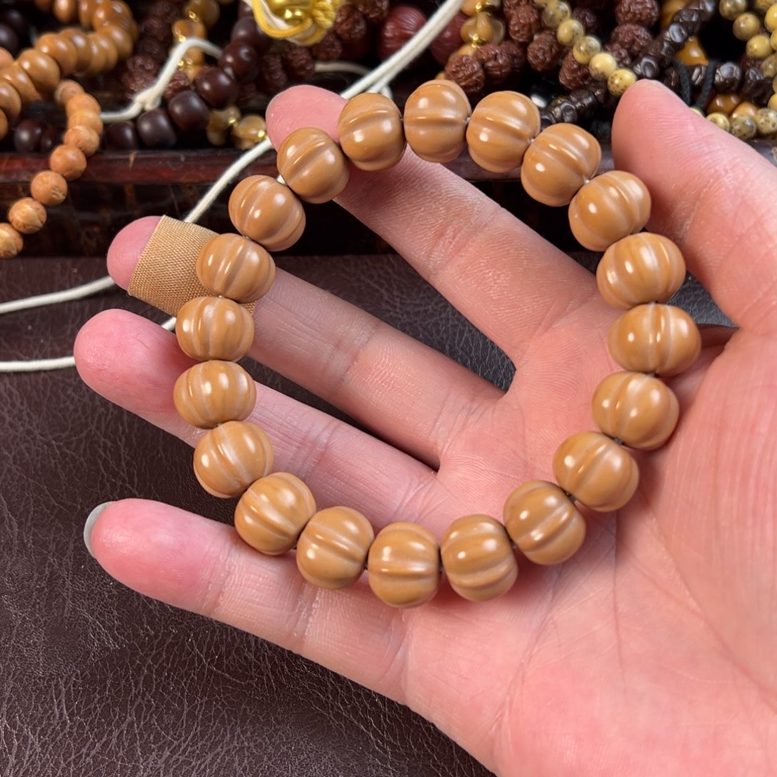 吊坠星月菩提猴头大鲨鱼