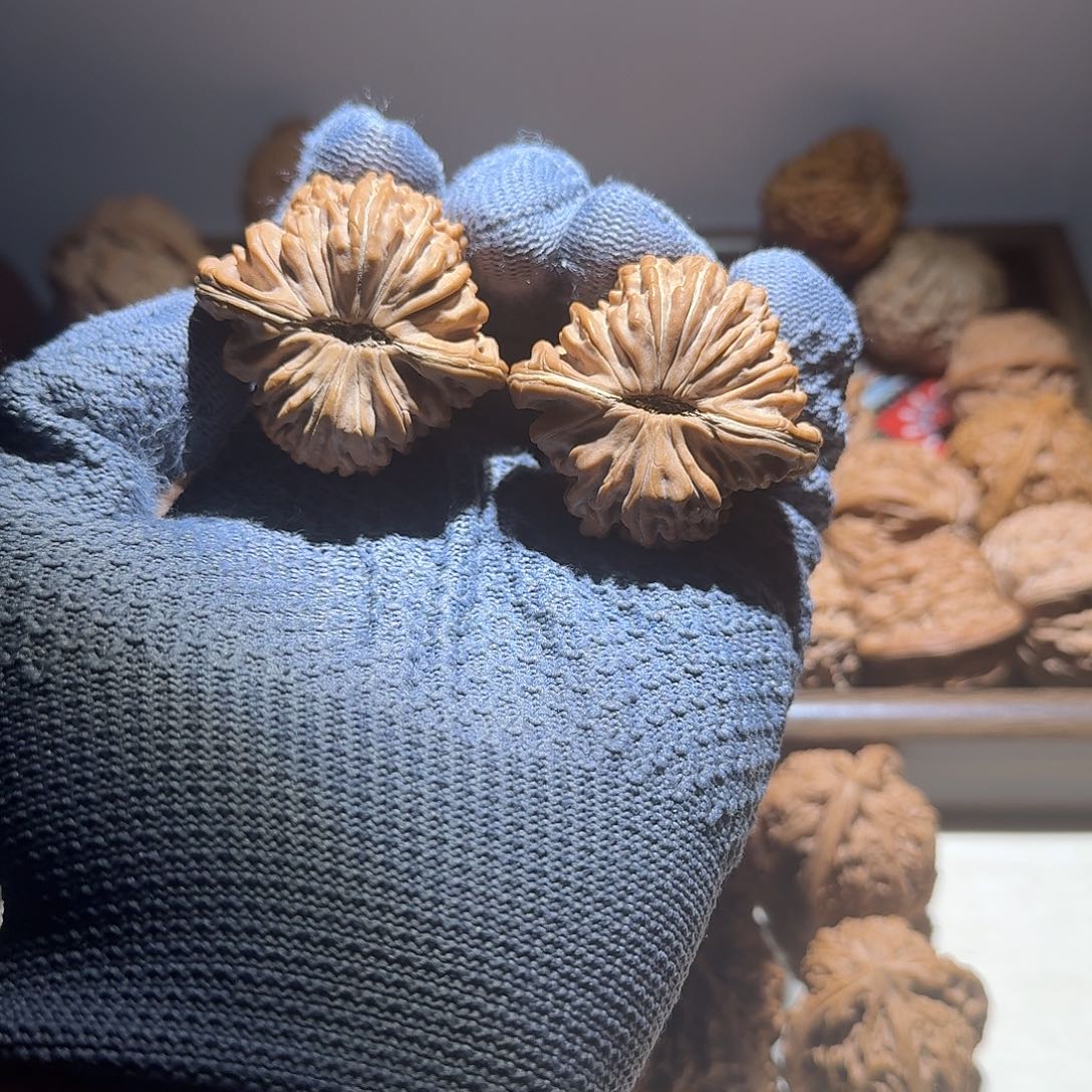 文玩核桃吊坠楼子