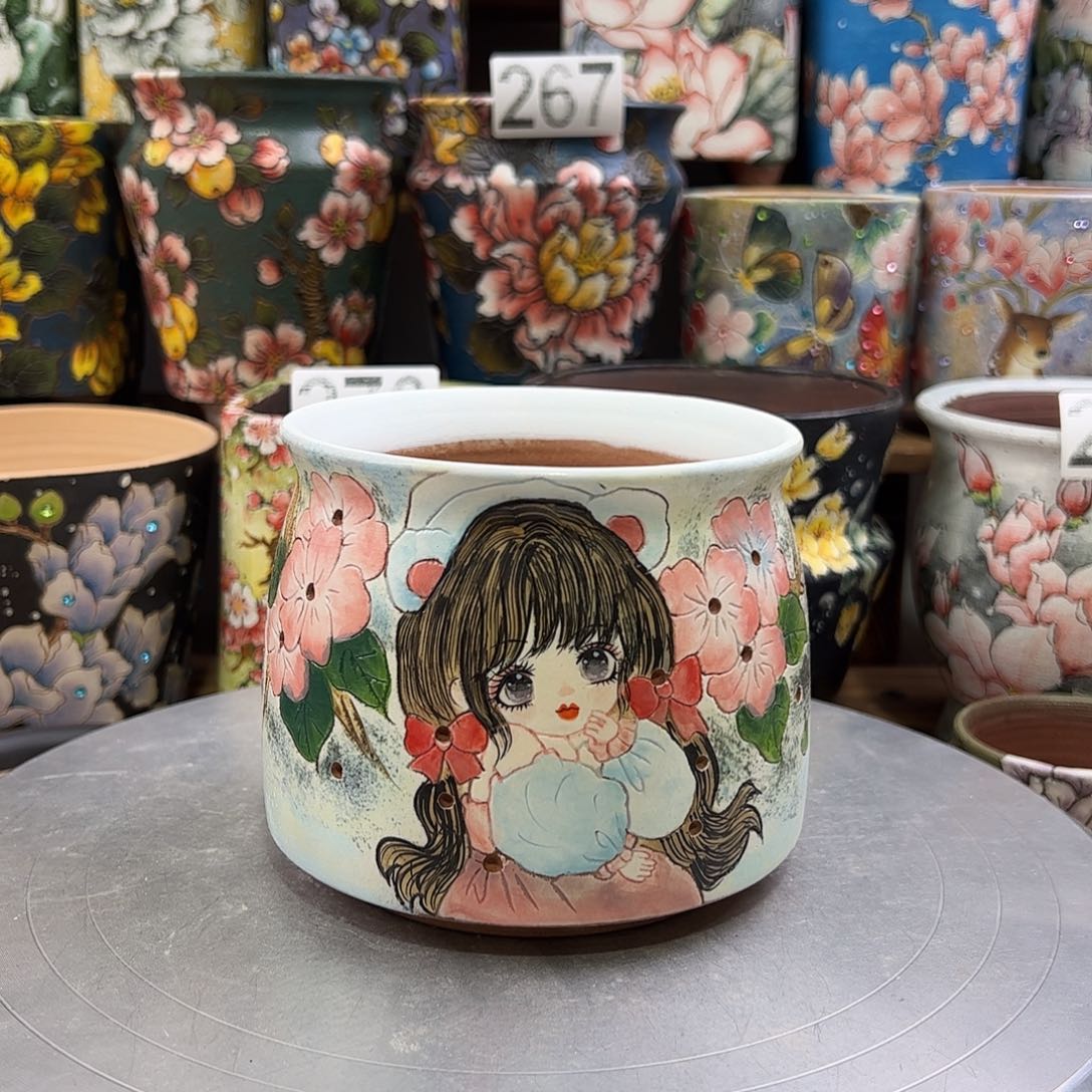 景德镇陶瓷花盆景德镇陶瓷花盆