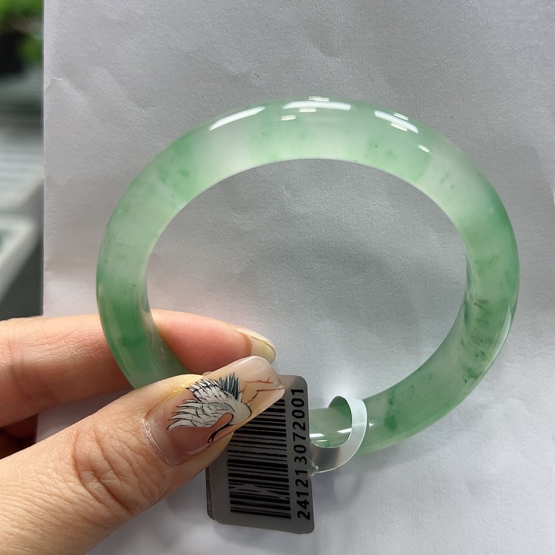 石英质玉手镯未镶嵌❀****❀