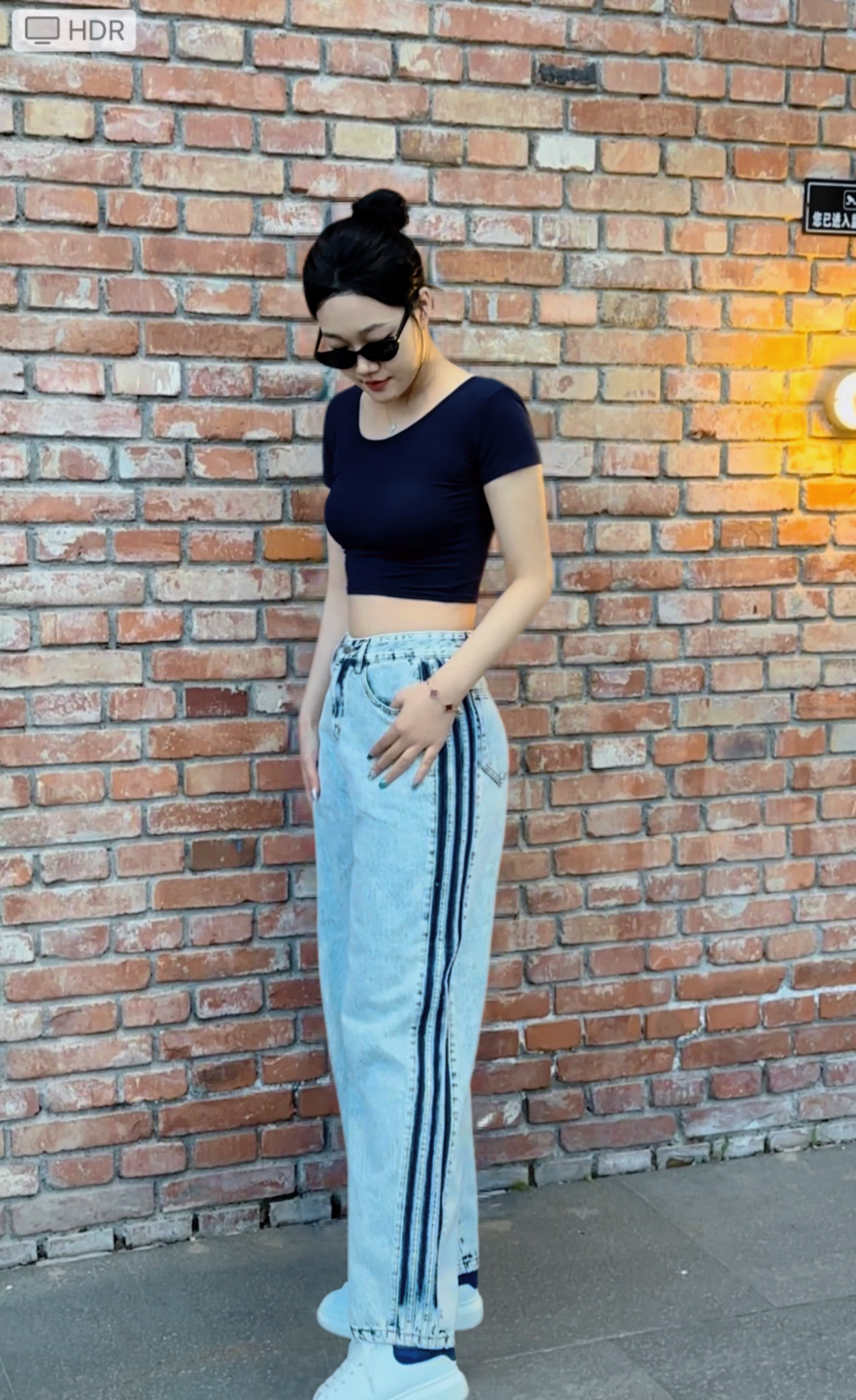 男女同款高街牛仔裤显瘦