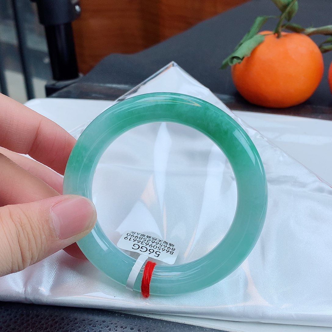 翡翠手镯未镶嵌天然缅甸翡翠A货手镯