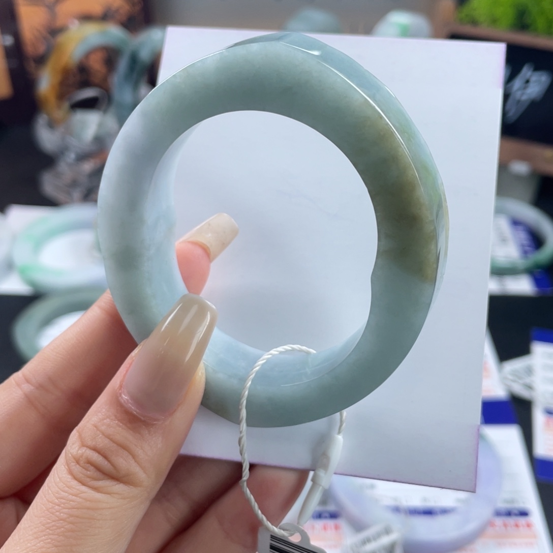 定制翡翠未镶嵌基地质检发货基地质检发货