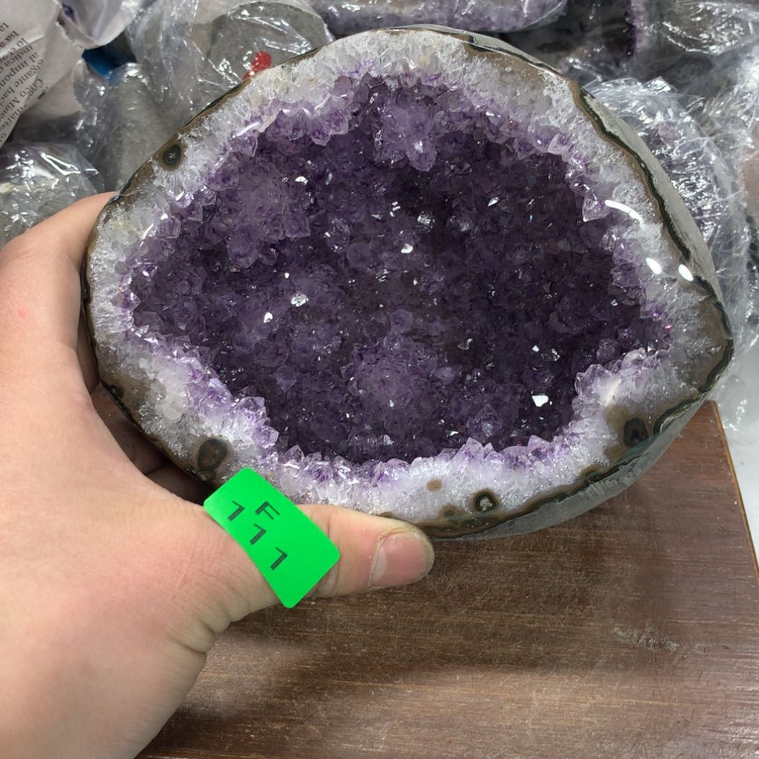 紫晶大型摆件（非配饰）未镶嵌