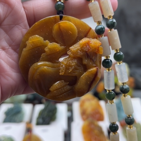 岫玉未镶嵌挂件挂件