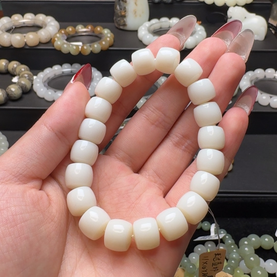 和田玉手链未镶嵌