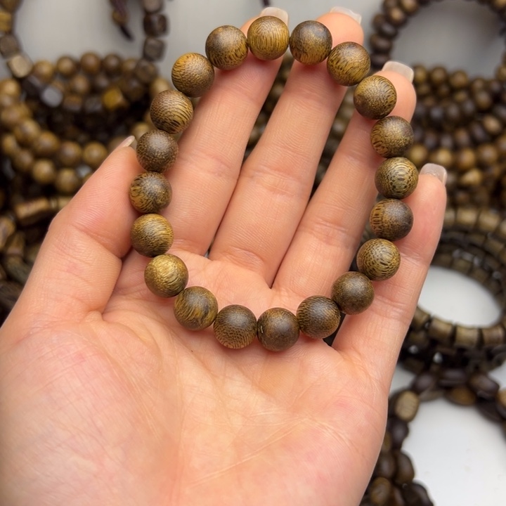 沉香沉香碎屑种植奇楠99结油 卡1.0，8.5克