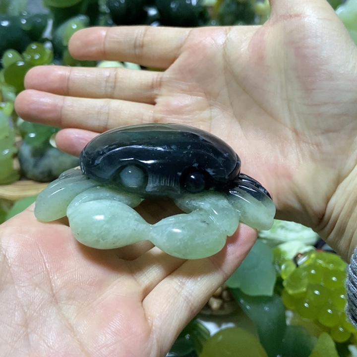 【闪购商品】蛇纹石玉未镶嵌把件