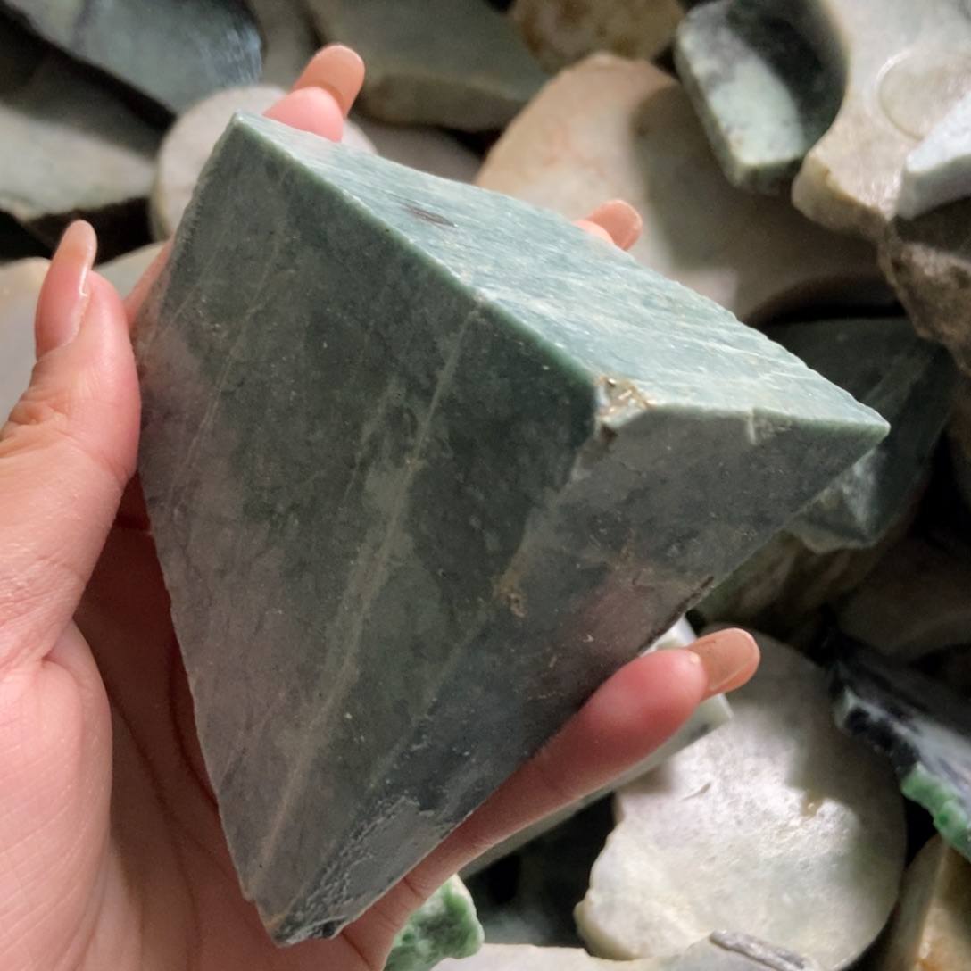 翡翠未镶嵌挂件天然翡翠