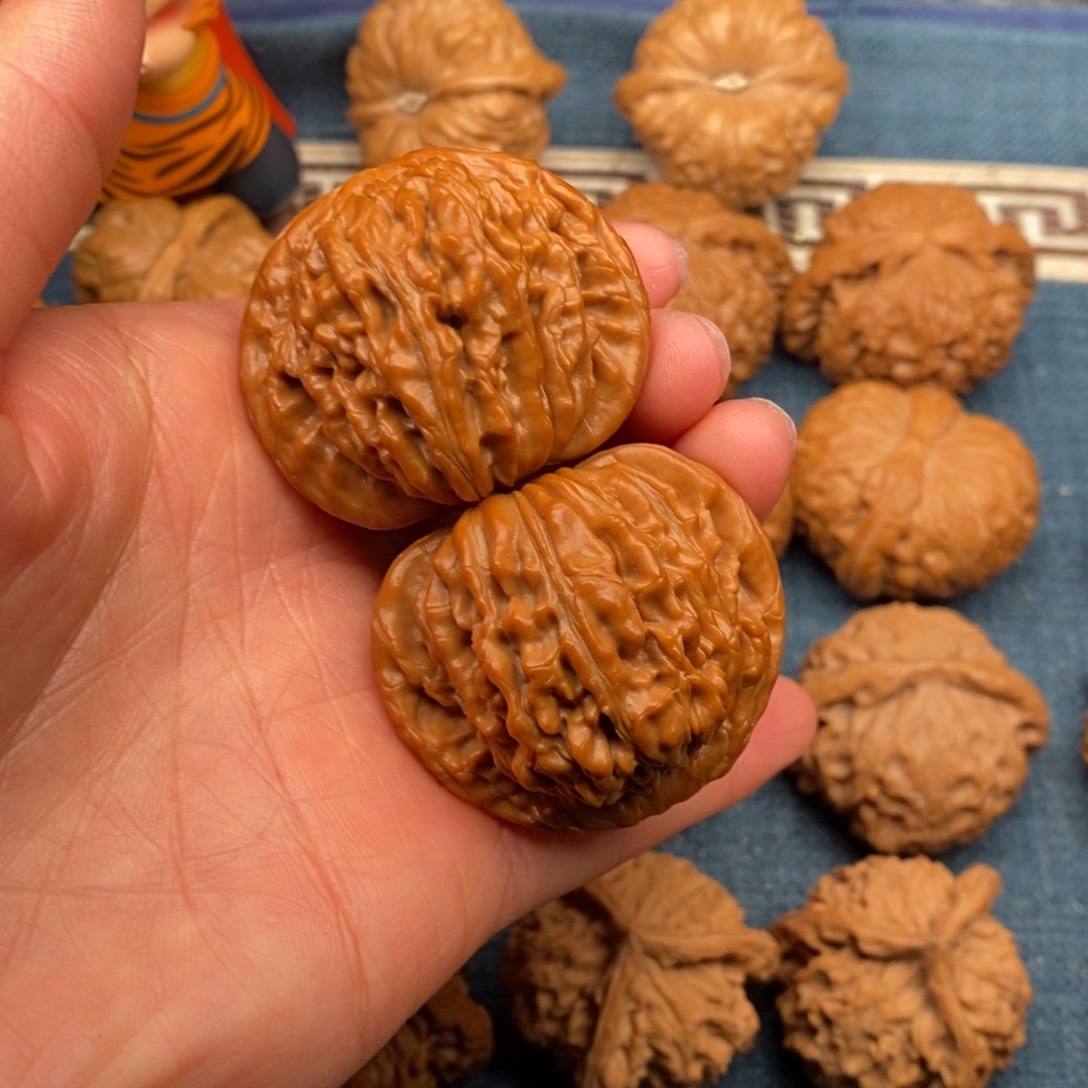 文玩核桃把件43精品汉高楼