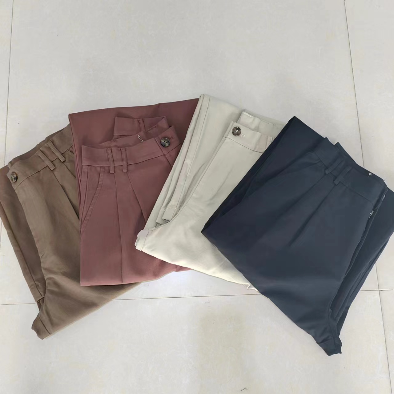 2011-1 咖色单扣休闲裤