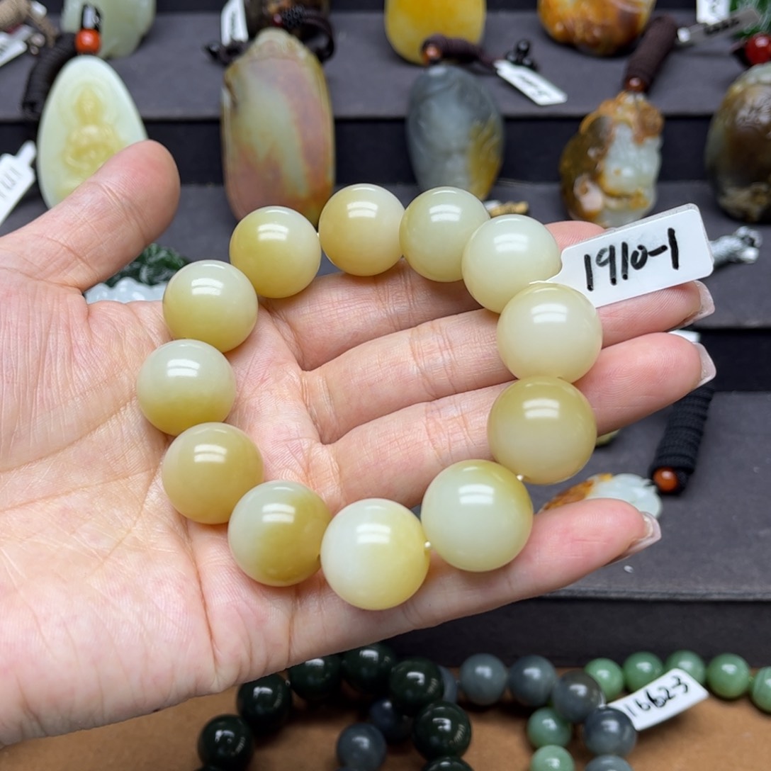 和田玉手串未镶嵌