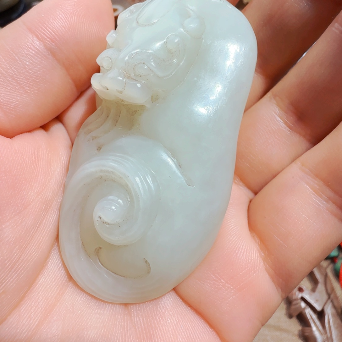 和田玉未镶嵌颈饰先****房