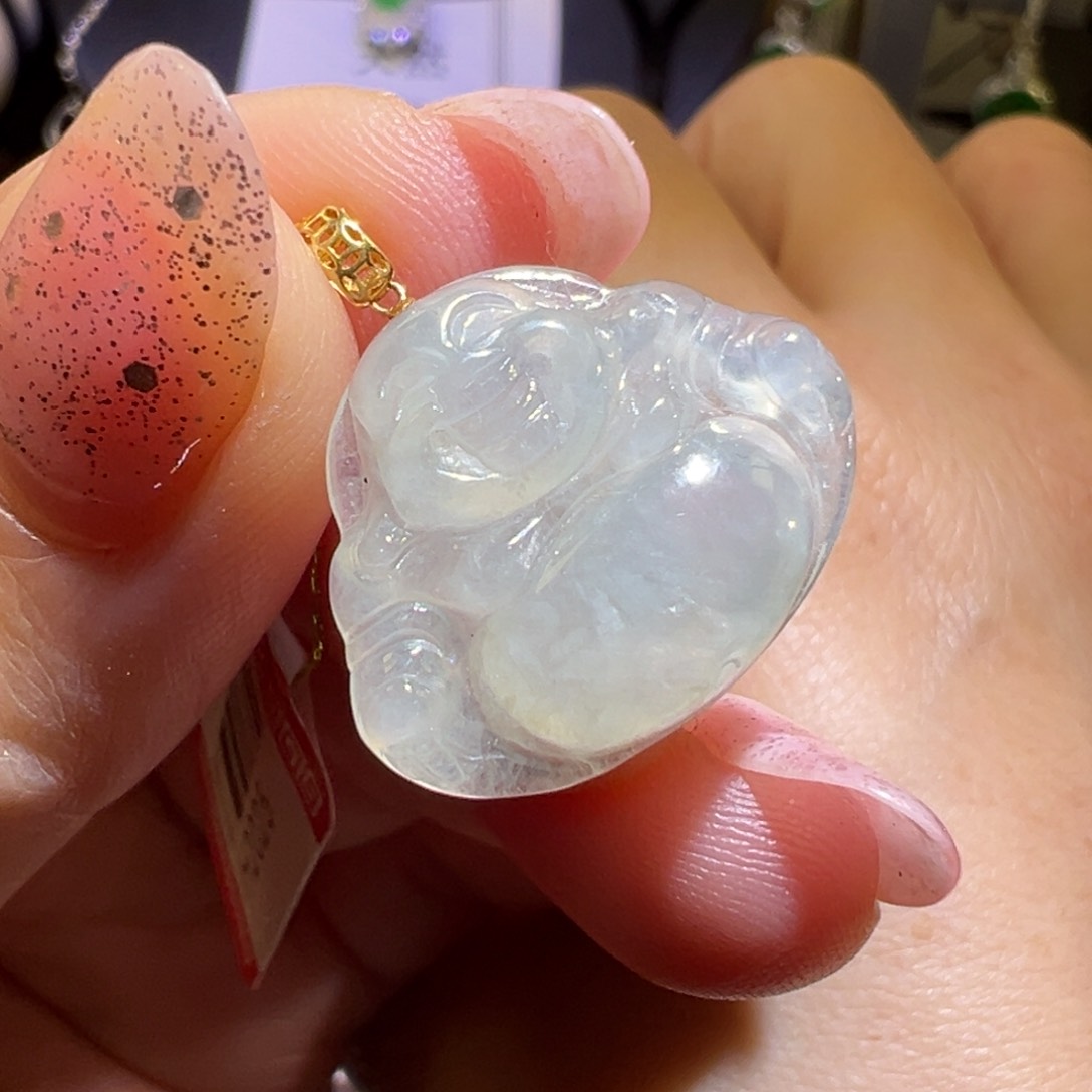 翡翠颈饰18K金镶嵌吊坠