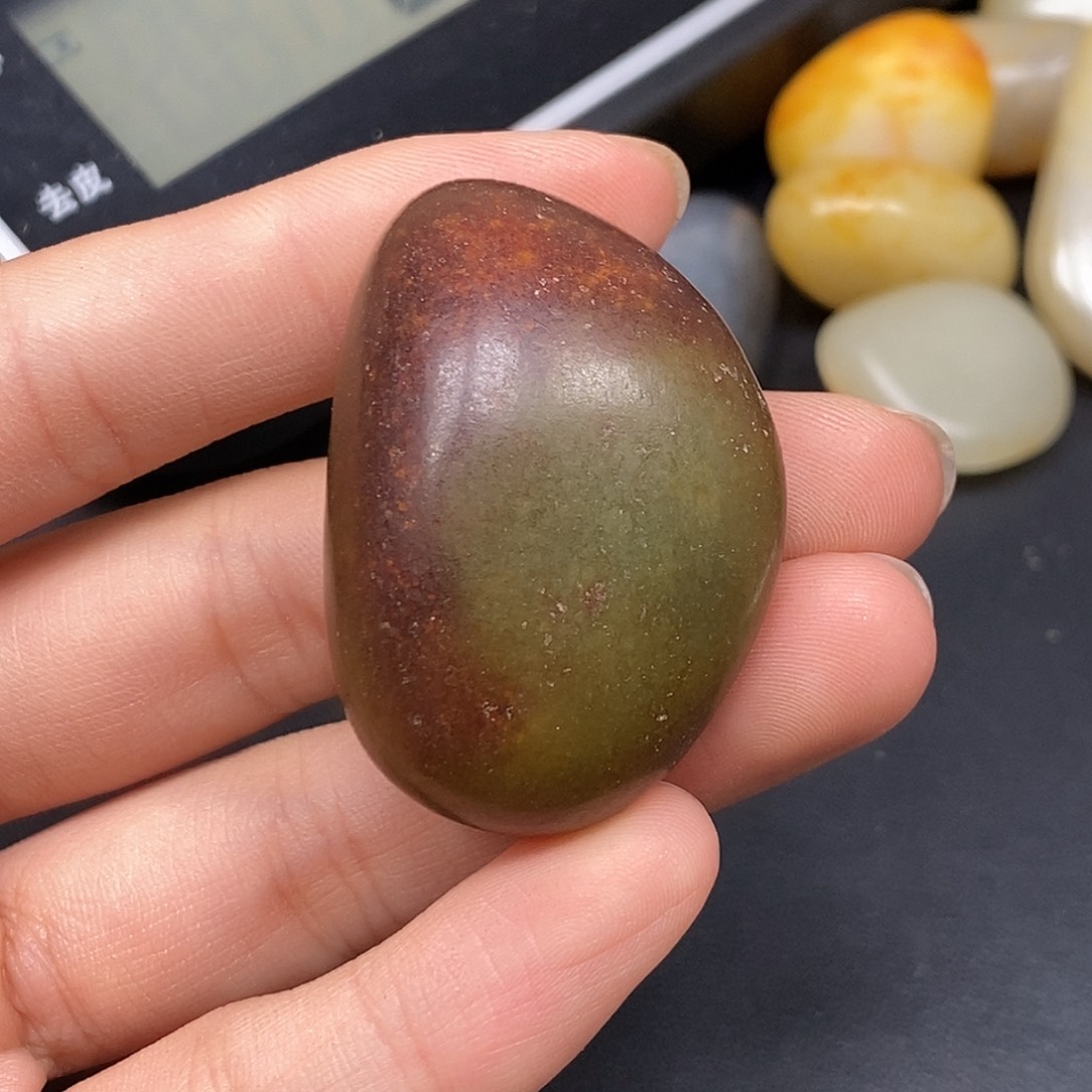 和田玉（糖玉）未镶嵌挂件