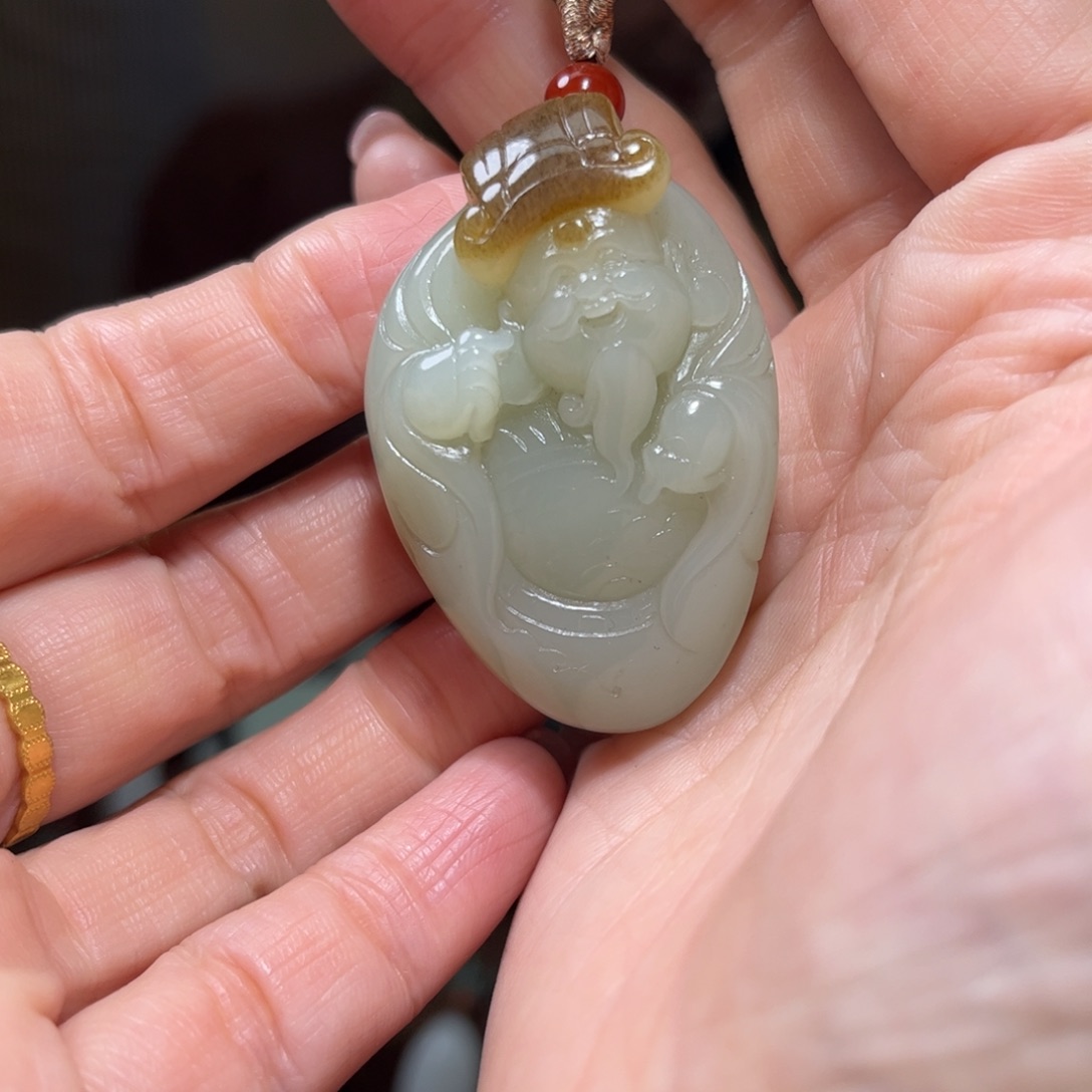 和田玉未镶嵌颈饰