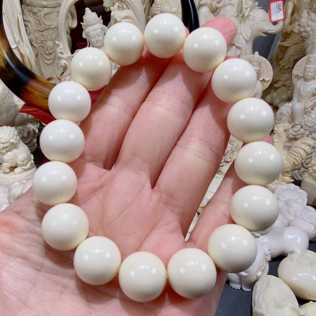 香榧木画***鱼1.4圆珠一串