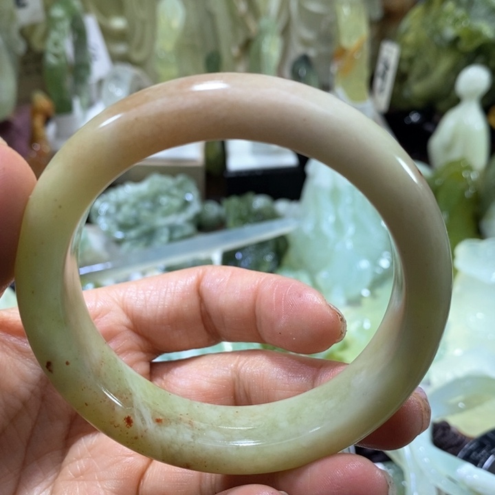岫玉岫玉56。口径未镶嵌