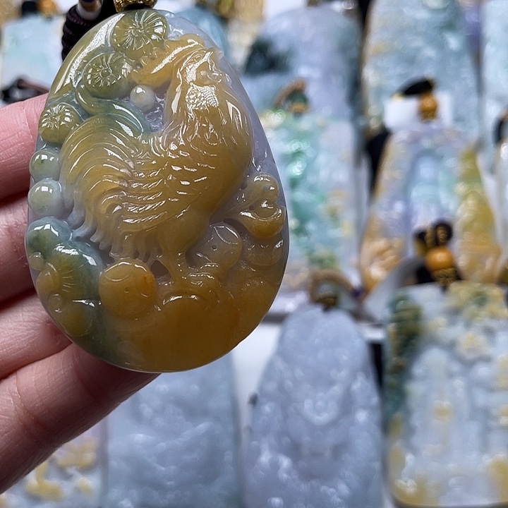 车****翡翠未镶嵌颈饰天然