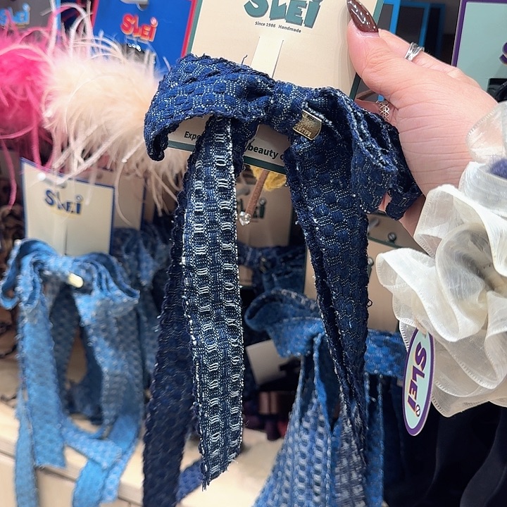 深色牛仔弹夹蝴蝶结