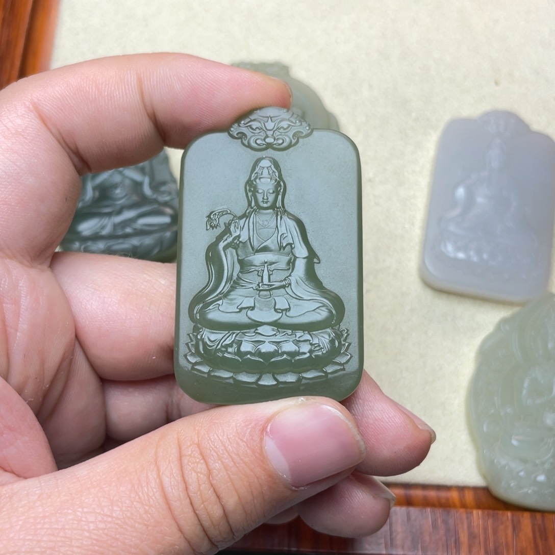 和田玉颈饰未镶嵌用****9