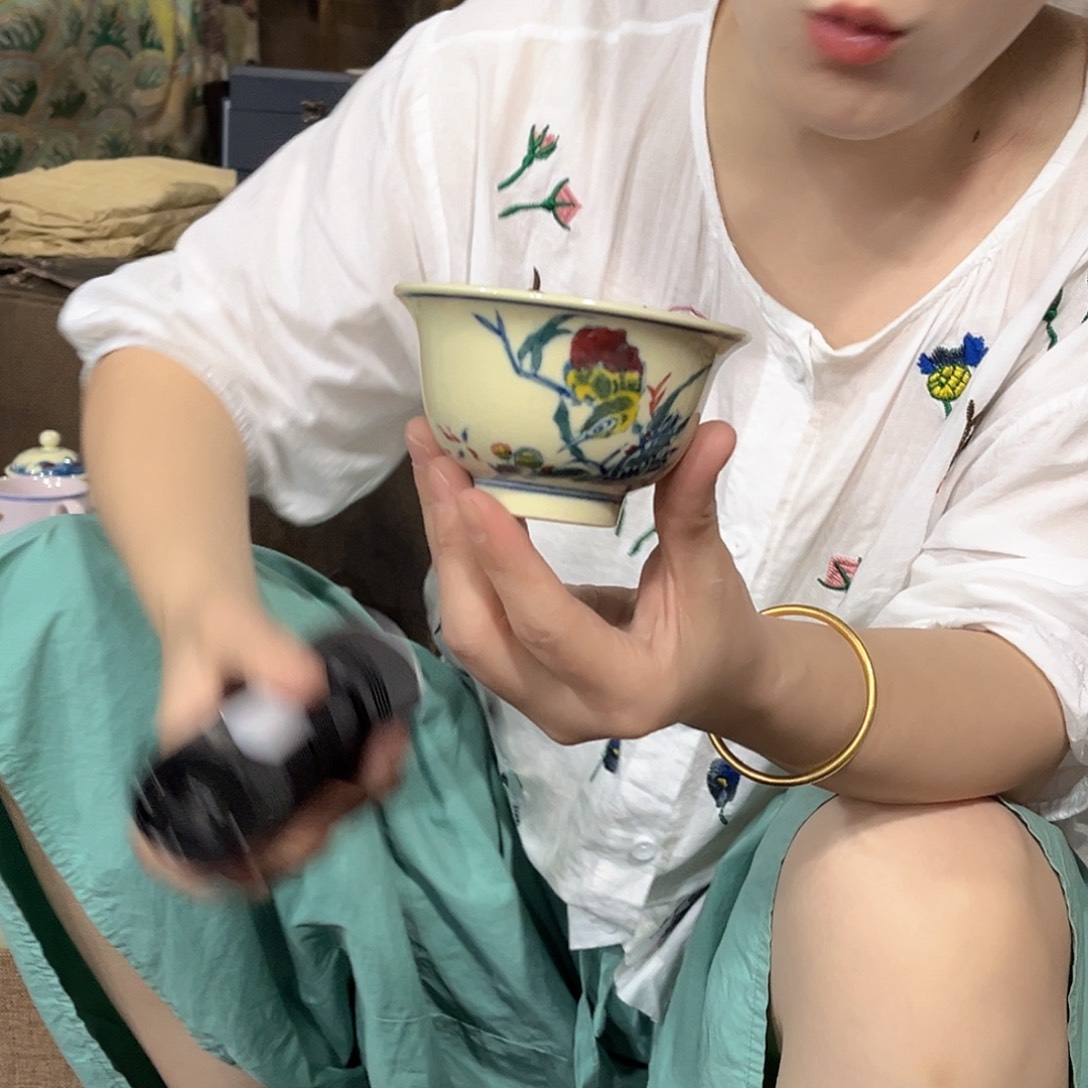 摆件//////景德镇陶瓷瓷器。黄