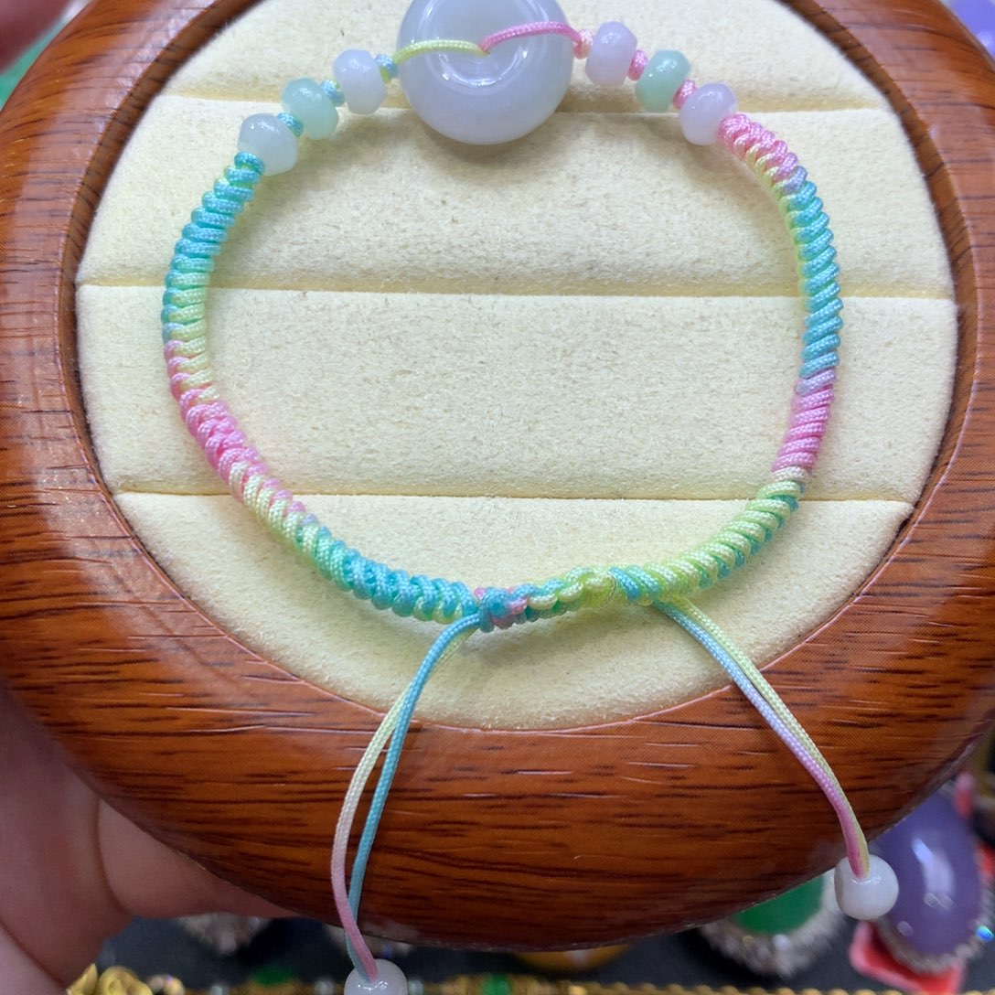 翡翠未镶嵌颈饰天然A货