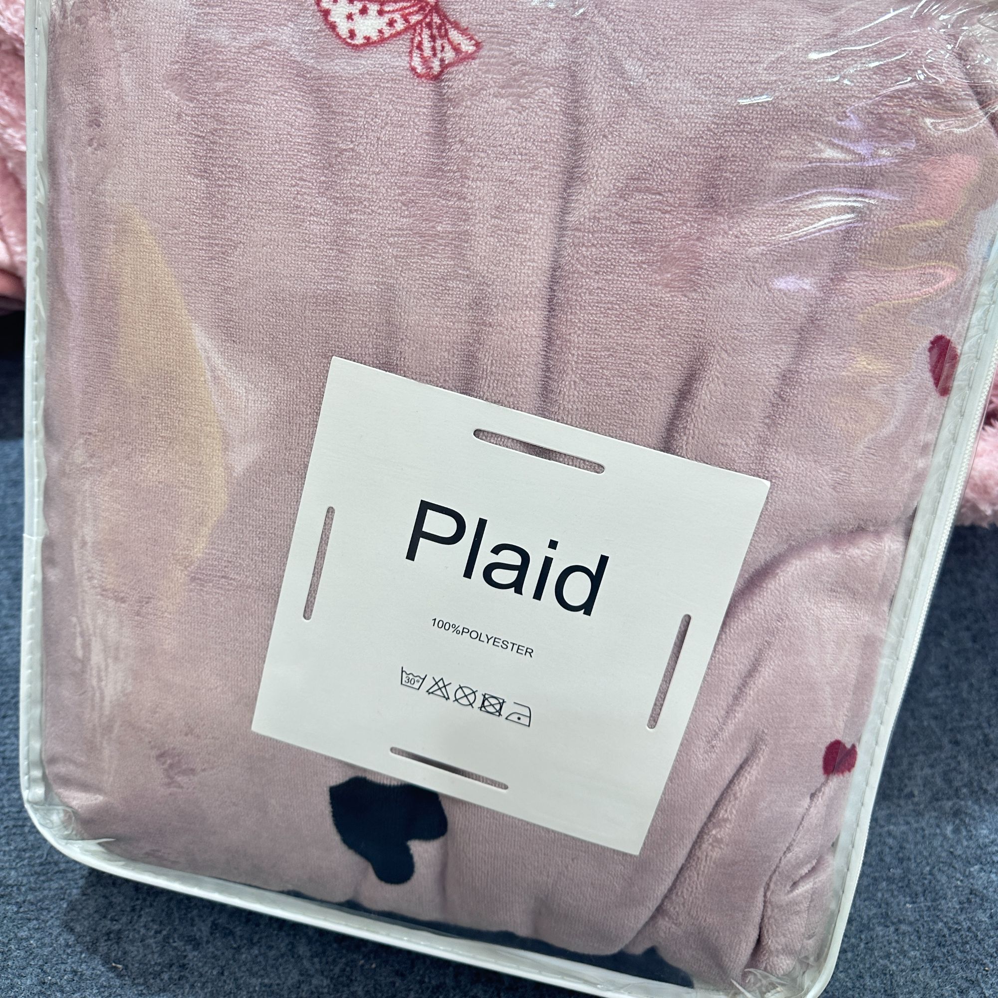 2.3米X2米 蝴蝶爱心高克重牛奶绒被套