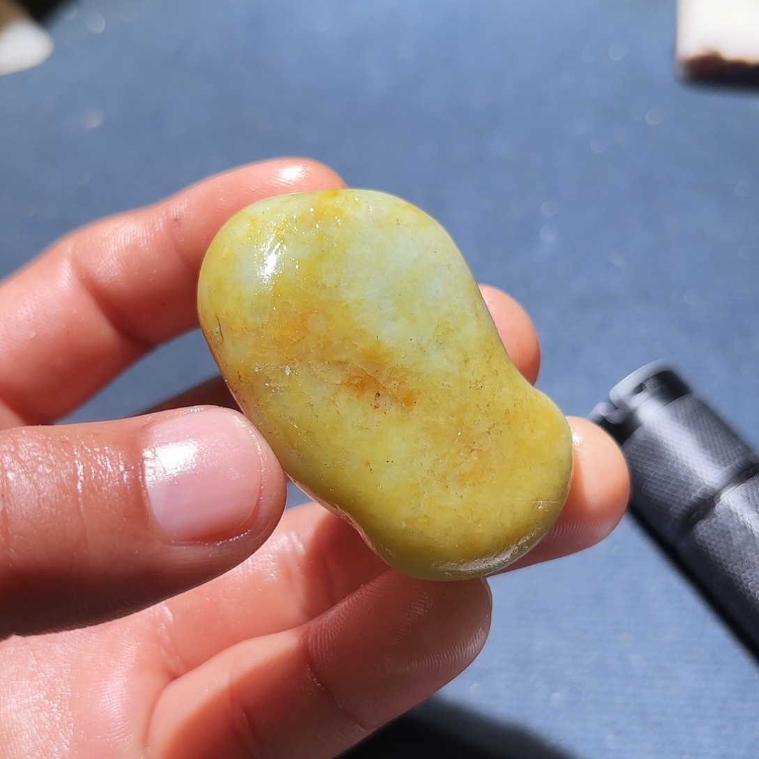 和田玉（糖玉）未镶嵌挂件