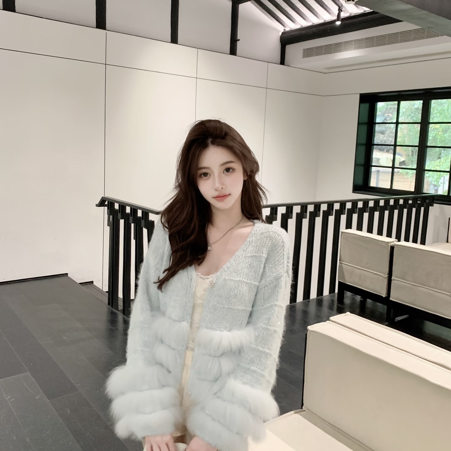 《猪猪出品》蓝色V领拼接三层长袖流苏毛针织衫开衫长款秋冬法式